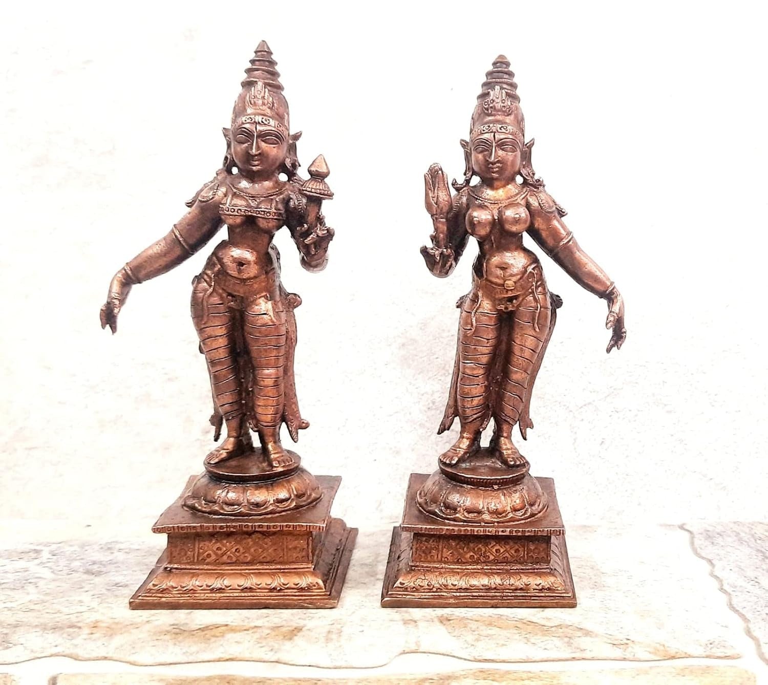 Sacred Copper Goddess Idol – 13.5 cm, 795 Grams, Handmade Antique Patina Finish, Pack of 1 Piece