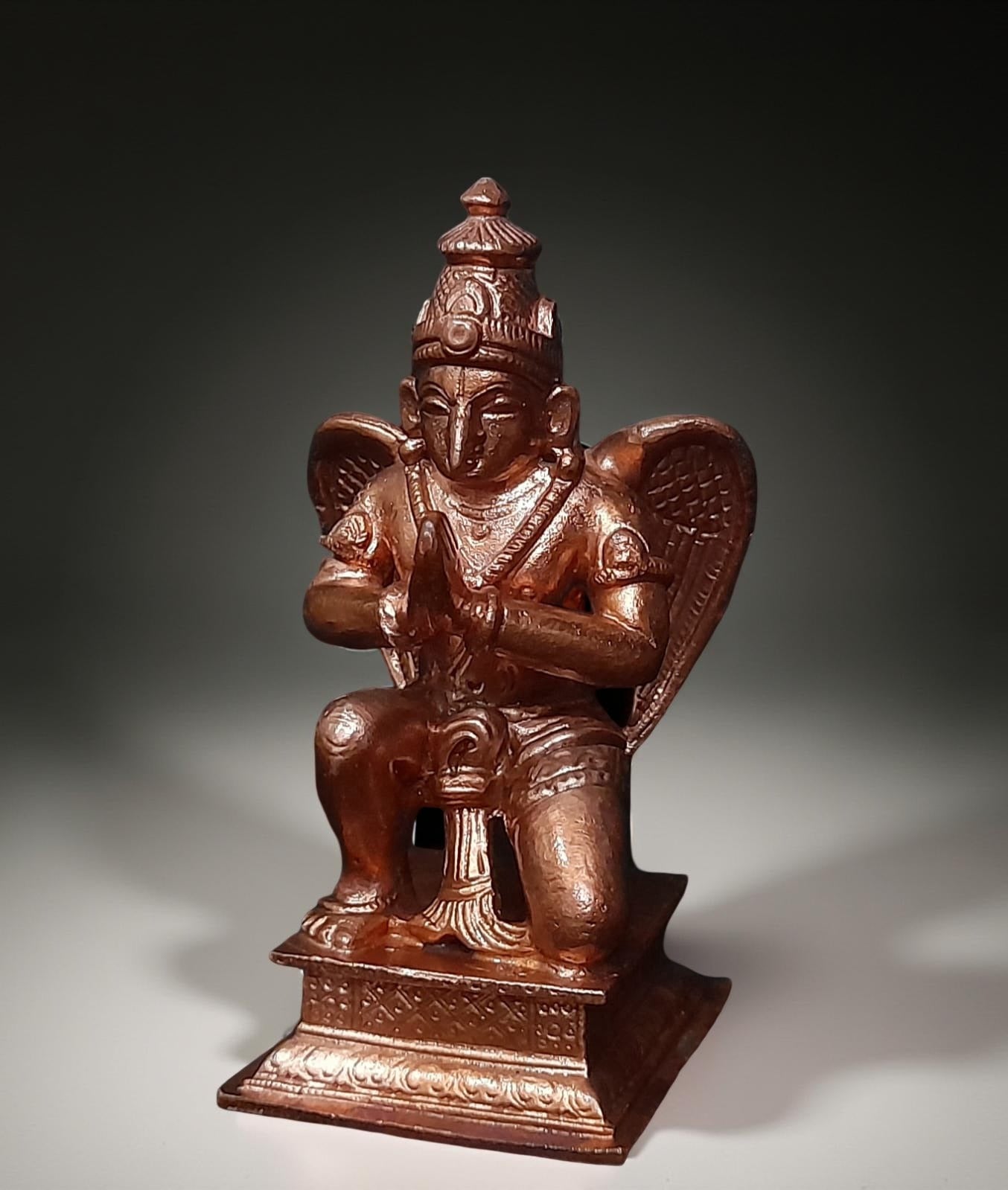 Sacred Copper Garuda Idol – 4.3 Inches, 550 Grams, Handmade Antique Patina Finish, Pack of 1 Piece