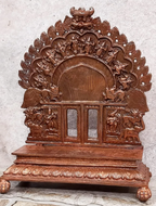 Sacred Srinivasa Perumal with Sridevi & Bhudevi Temple-Style Solid Copper Idol with Dasavathara Prabhavali – 7.2 Inch | 1.8 kg | Antique Patina Finish