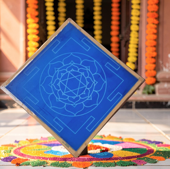Bhubaneshwari Yantra Rangoli Design Stencil Wooden  Pack of 1 piece