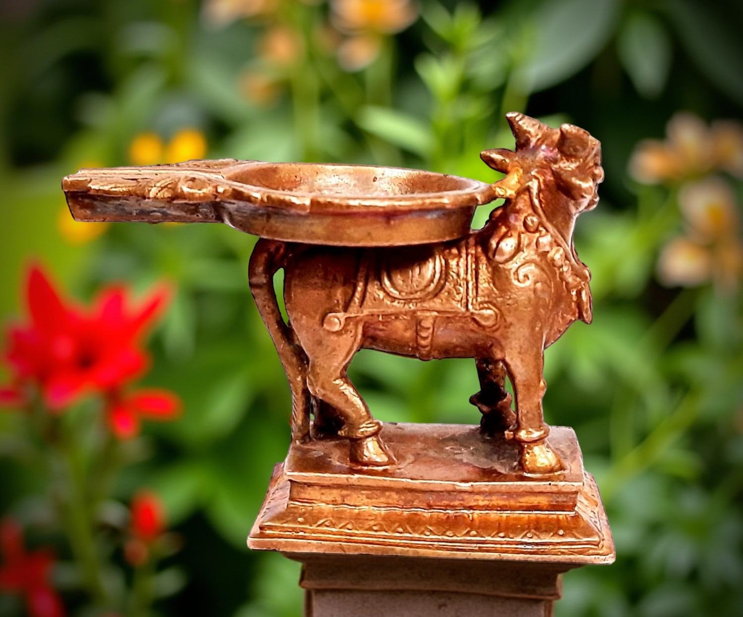 Brownish-Orange Copper Idols Of God Nandhi With Abishekam Plate, 2.7 Inches, 320G, Patina Antique Finish, Pack Of 2 Piece